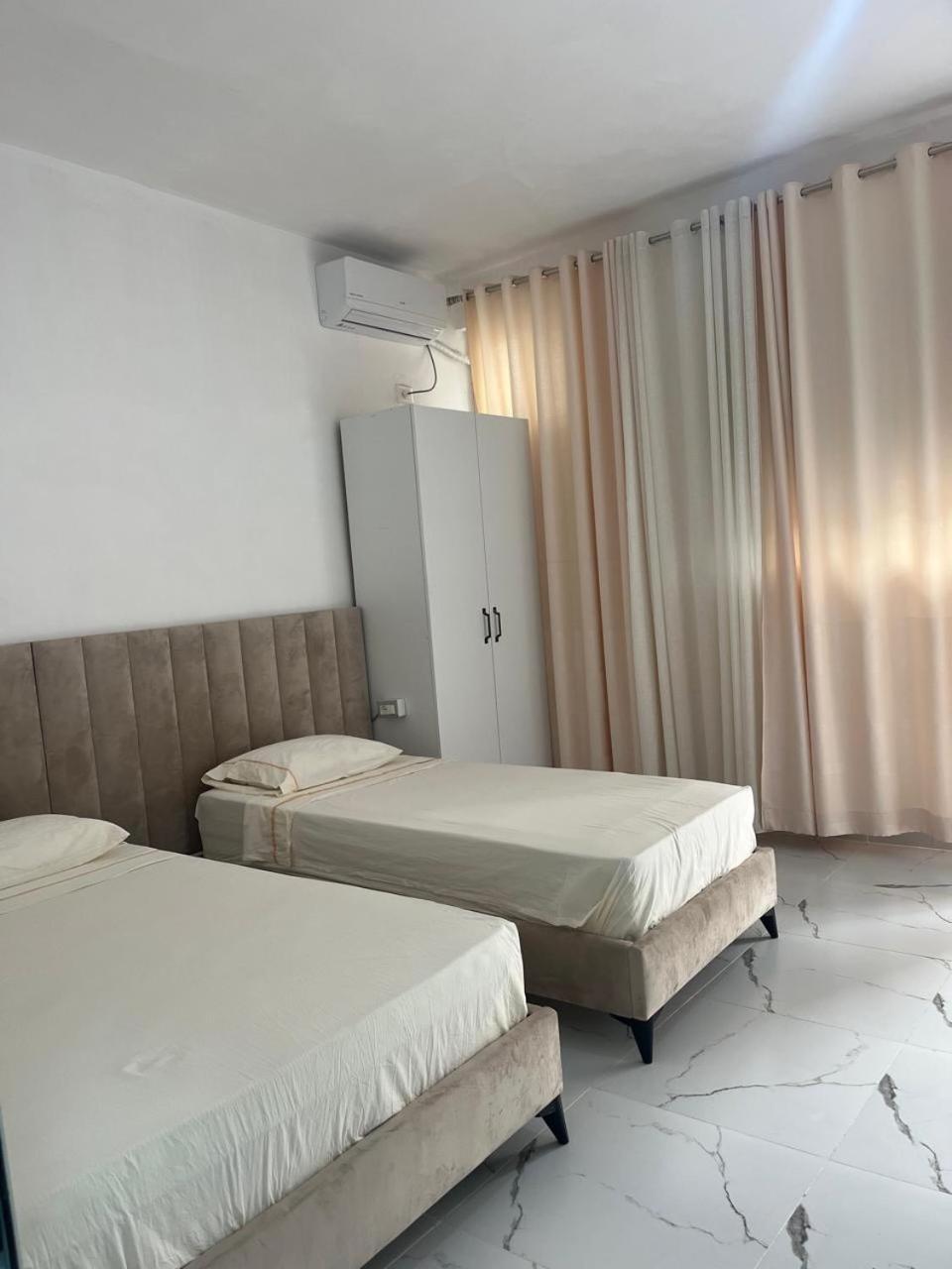 Elio'S Room Durres Exterior photo